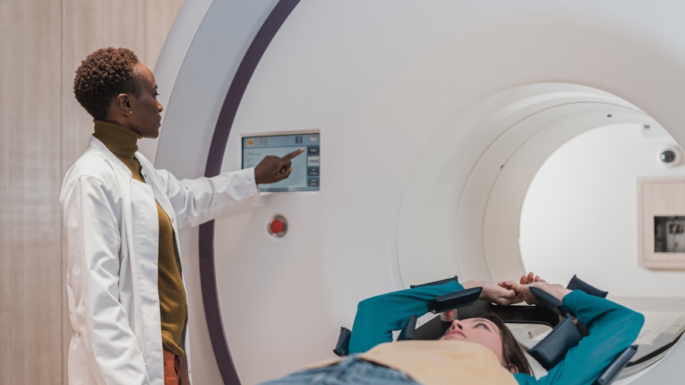 Clinical imaging suite